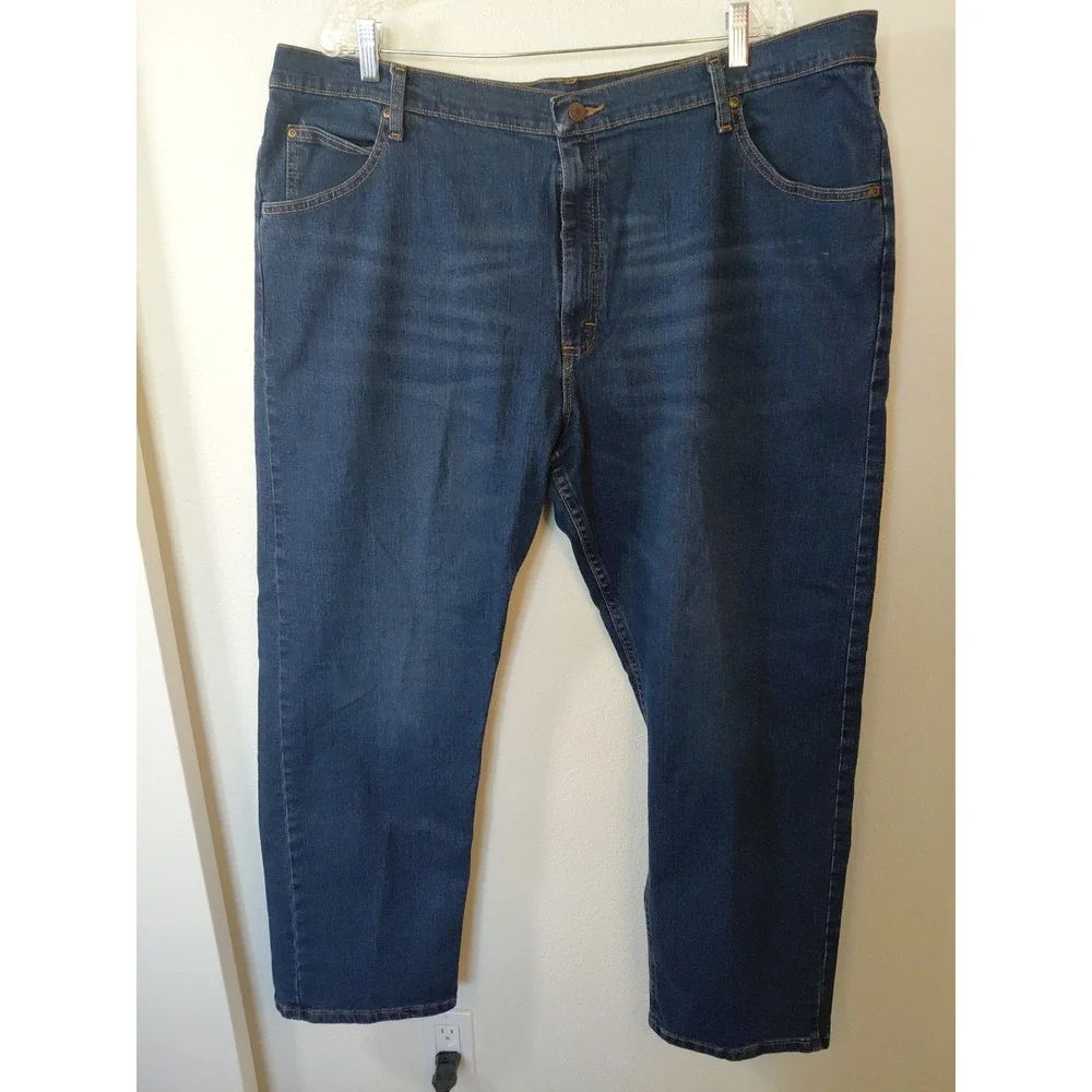 Wrangler Premium Quality Men's Straight Fit Dark Wash Stretch Denim Jeans 42x30